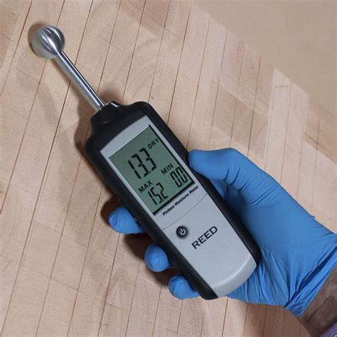 moisture meter false beeping|pinless moisture meter false readings.